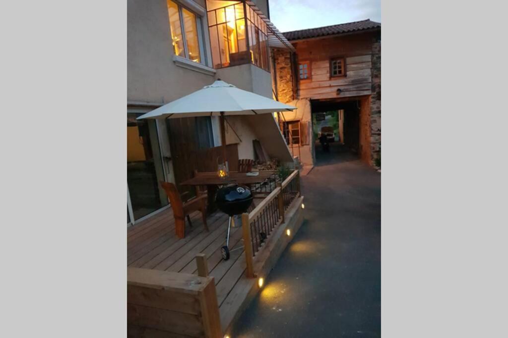 Studio tout confort entre vignes et prés Saint-Didier-sur-Beaujeu Extérieur photo