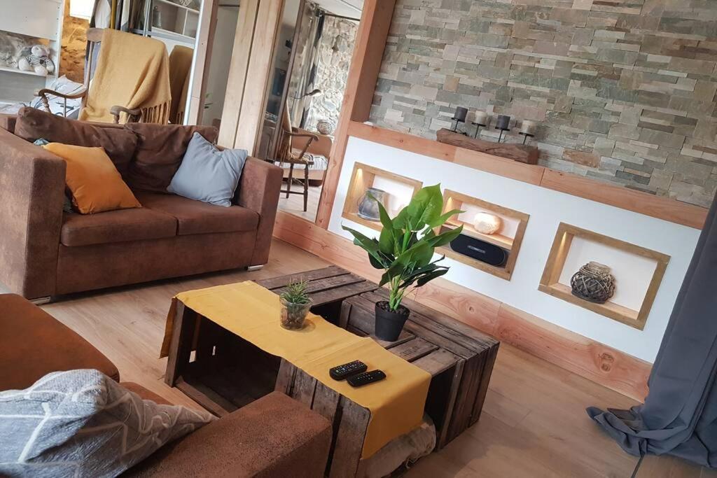 Studio tout confort entre vignes et prés Saint-Didier-sur-Beaujeu Extérieur photo